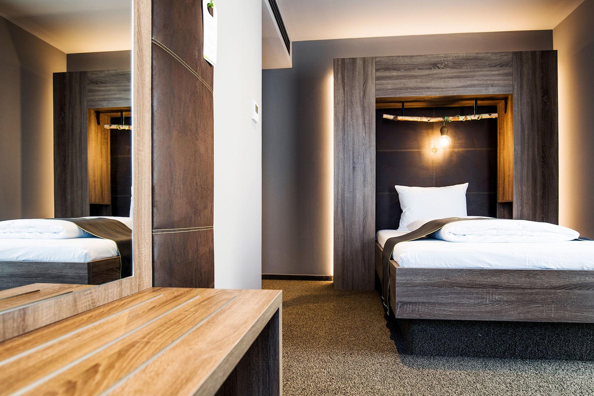 Riku Hotel Ульм Екстер'єр фото