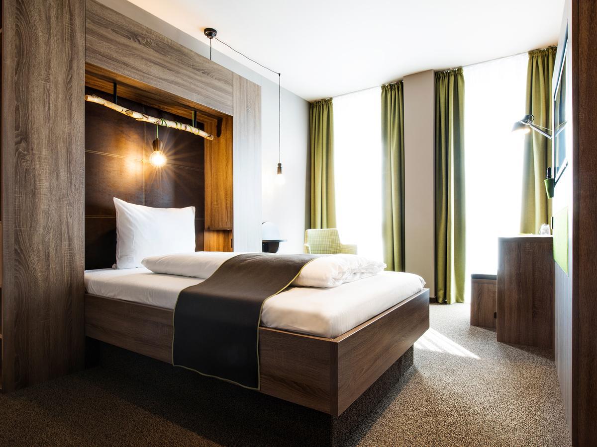 Riku Hotel Ульм Екстер'єр фото