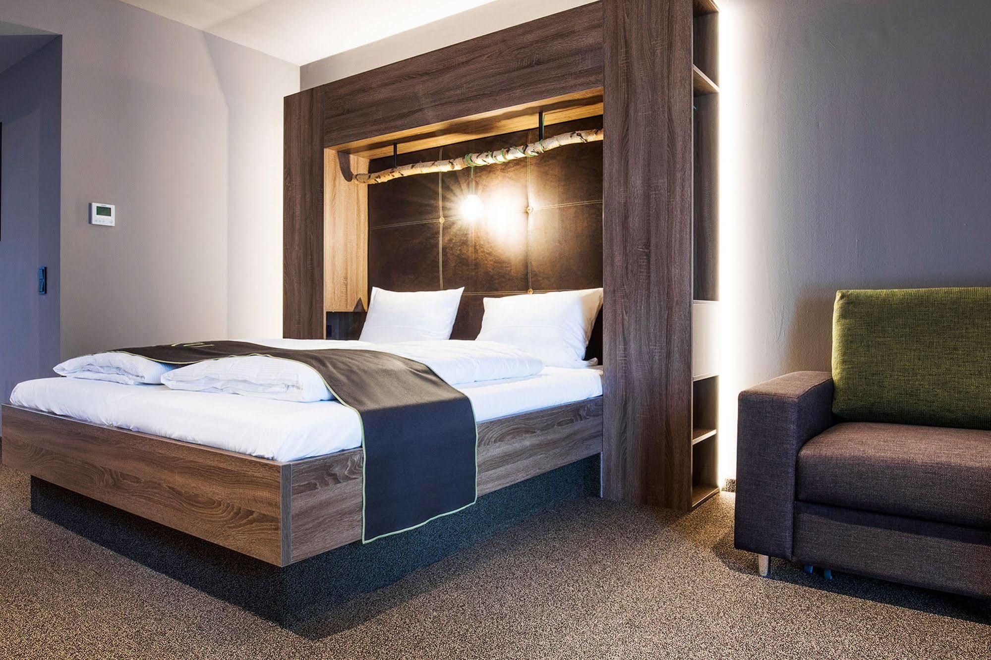 Riku Hotel Ульм Екстер'єр фото